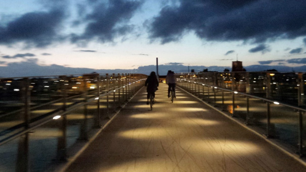 Adur footbridge at night